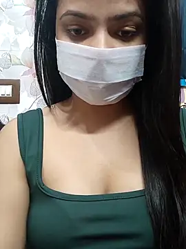 Myloveurvi online show from 11.24.25