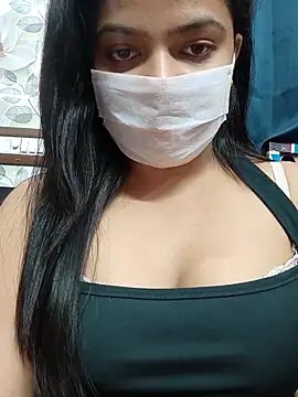 Snapshot of Myloveurvi chatting on 05.26.26 Myloveurvi online show from 05.26.26