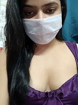 Snapshot of Myloveurvi chatting on 07.15.26 Myloveurvi online show from 07.15.26