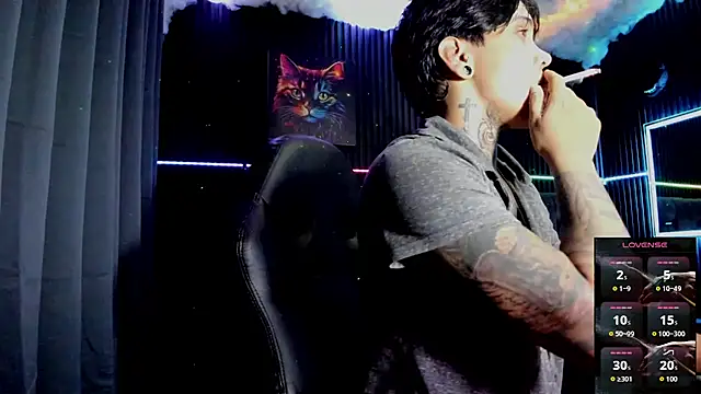 ZhoeStrong online show from 11.09.25