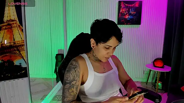 ZhoeStrong online show from 05.15.26