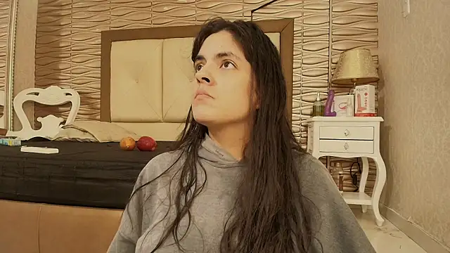 Snapshot of sofiaclauss chatting on 09.11.25 sofiaclauss online show from 09.11.25