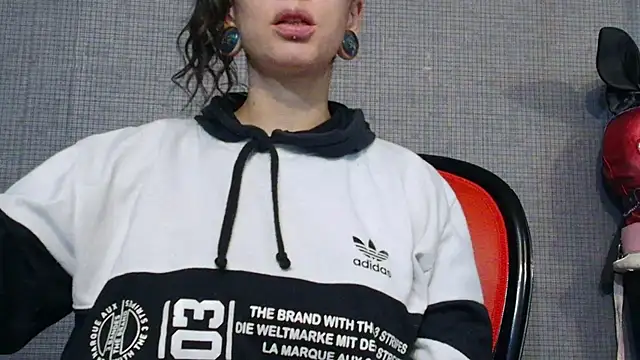 LusstCruella online show from 03.06.25