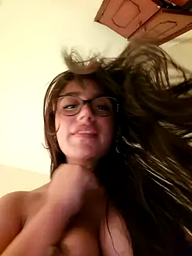 Lau1127 online show from 10.24.25