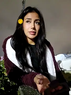 Lau1127 online show from 11.26.25