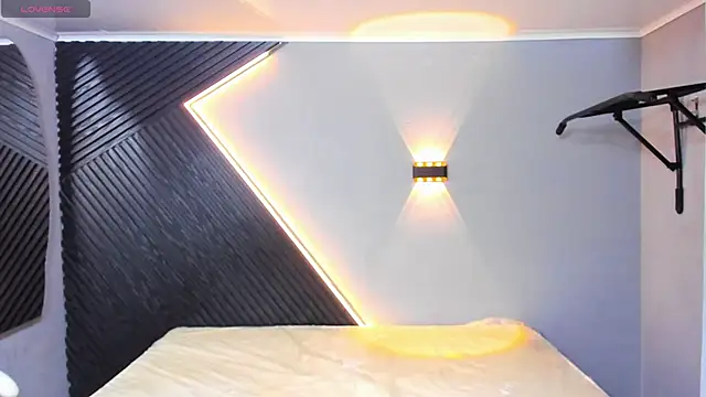 Laia and Aloby online show from 03.13.26