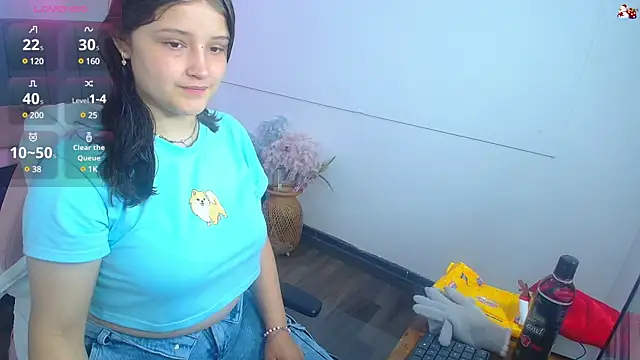 Snapshot of Krysstal_tay chatting on 12.23.24 Krysstal tay online show from 12.23.24