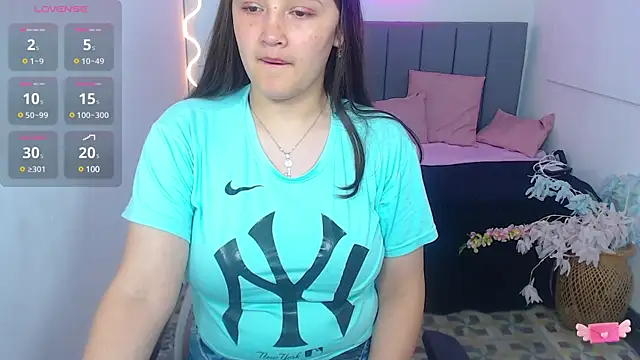 Snapshot of Krysstal_tay chatting on 01.24.25 Krysstal tay online show from 01.24.25