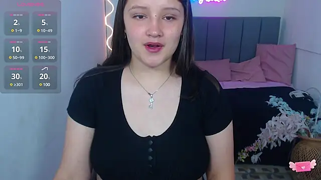 Snapshot of Krysstal_tay chatting on 01.28.25 Krysstal tay online show from 01.28.25