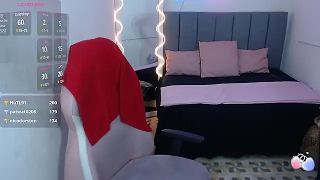 Snapshot of Krysstal_tay chatting on 02.07.25 Krysstal tay online show from 02.07.25