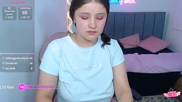 Snapshot of Krysstal_tay chatting on 02.11.25 Krysstal tay online show from 02.11.25