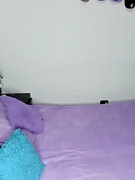 Snapshot of Krysstal_tay chatting on 03.04.25 Krysstal tay online show from 03.04.25