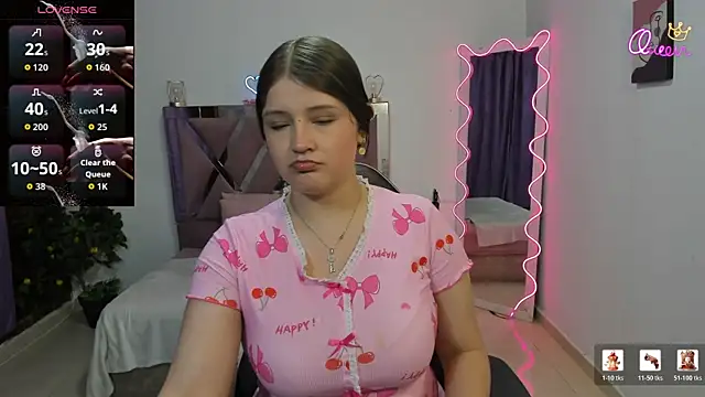 Snapshot of Krysstal_tay chatting on 04.13.26 Krysstal tay online show from 04.13.26