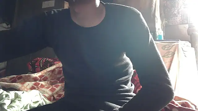 Snapshot of Dreamdaze2025 chatting on 02.24.26 Dreamdaze2025 online show from 02.24.26