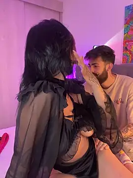 Snapshot of Kitty_arts chatting on 01.18.25 Kitty arts online show from 01.18.25