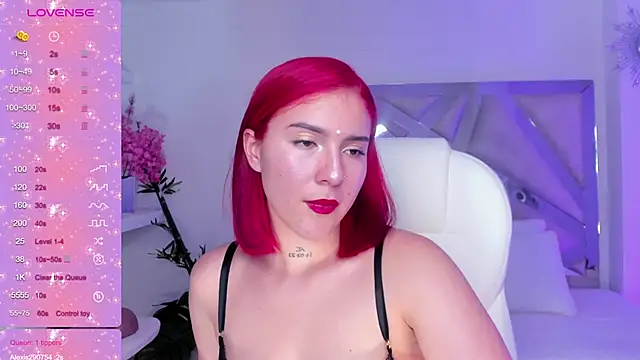 kendaall jenner  online show from 02.09.25