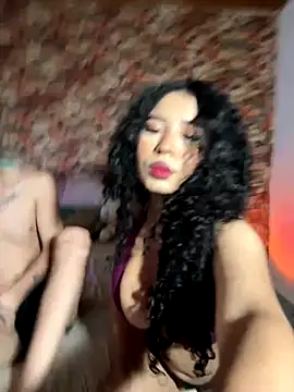 G Poseidon y Cloe online show from 11.23.25