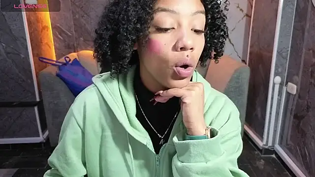 Violeth b online show from 10.22.25