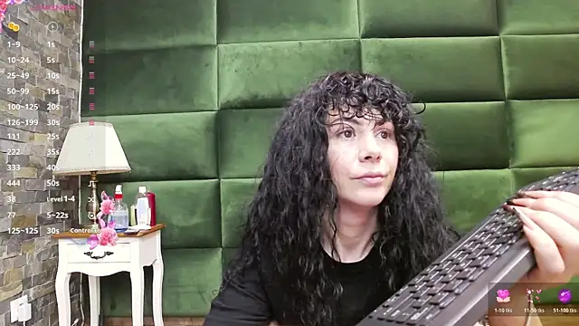 SelenSummer online show from 11.13.25