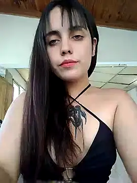 Snapshot of lucylovles chatting on 12.23.24 lucylovles online show from 12.23.24