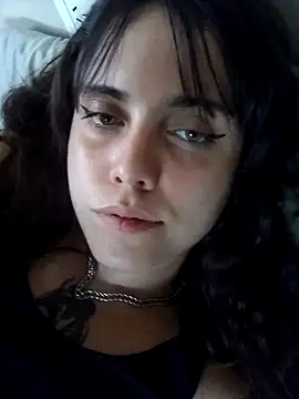 Snapshot of lucylovles chatting on 02.20.25 lucylovles online show from 02.20.25