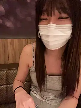 Snapshot of pantumieteruyo chatting on 02.21.26 pantumieteruyo online show from 02.21.26