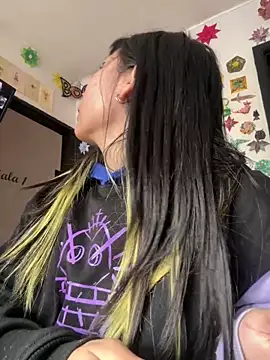 EemaHaruki online show from 02.10.25