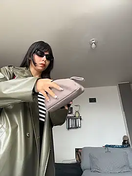 EemaHaruki online show from 10.30.25