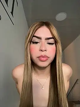 Snapshot of Mary_ivett chatting on 01.11.25 Mary ivett online show from 01.11.25