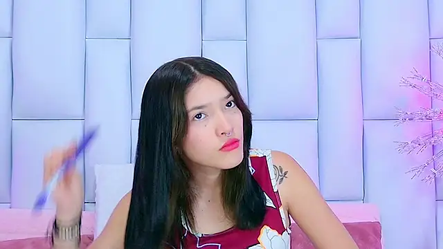 AlliciaKim online show from 02.28.25