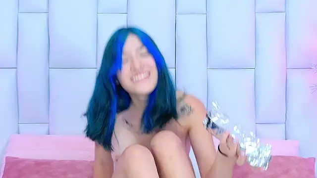 AlliciaKim online show from 03.09.25