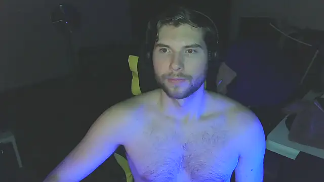 Snapshot of Ironman220 chatting on 03.10.25 Ironman220 online show from 03.10.25