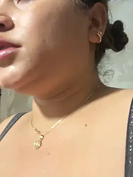 perlita05 online show from 10.04.25