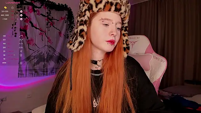 ScarletRos3 online show from 12.04.24