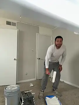 Snapshot of elamante03 chatting on 12.10.24 elamante03 online show from 12.10.24