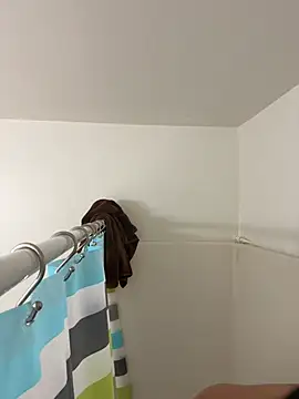 Snapshot of elamante03 chatting on 02.26.25 elamante03 online show from 02.26.25