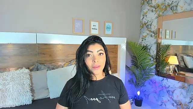 EmaBakker online show from 02.12.25