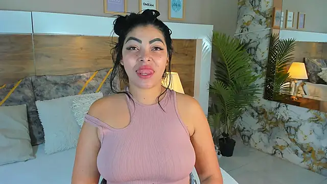 EmaBakker online show from 02.22.25