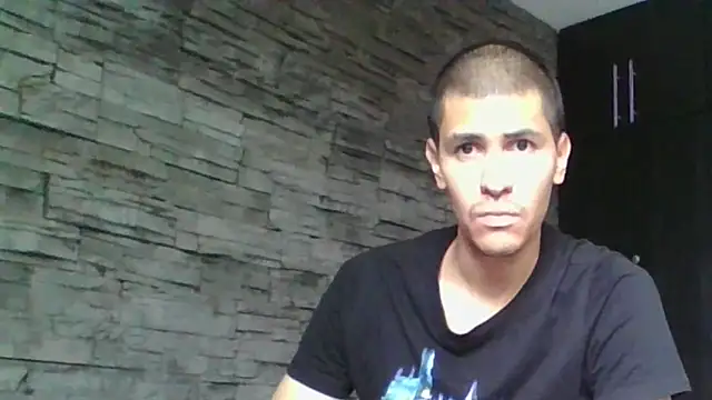 Snapshot of Sexylatin64 chatting on 06.14.26 Sexylatin64 online show from 06.14.26
