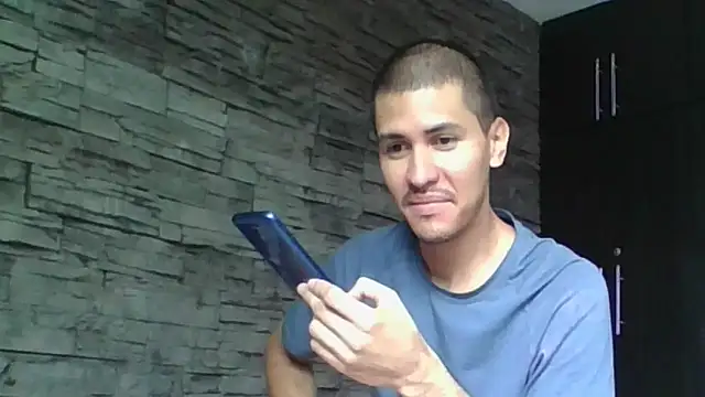 Snapshot of Sexylatin64 chatting on 06.15.26 Sexylatin64 online show from 06.15.26