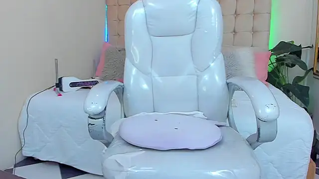 Redhot chilipeppers online show from 03.13.25