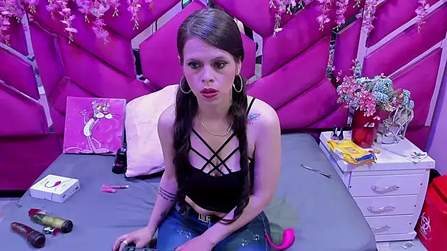 Mariana Benett online show from 09.29.25