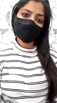 Snapshot of Mahi_Baby25 chatting on 03.01.25 Mahi Baby25 online show from 03.01.25