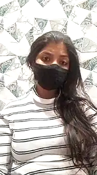 Snapshot of Mahi_Baby25 chatting on 03.11.25 Mahi Baby25 online show from 03.11.25