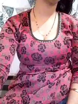 Snapshot of Mahi_Baby25 chatting on 03.19.25 Mahi Baby25 online show from 03.19.25