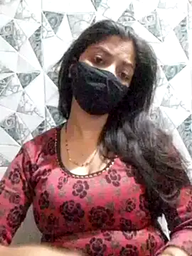 Snapshot of Mahi_Baby25 chatting on 03.19.25 Mahi Baby25 online show from 03.19.25