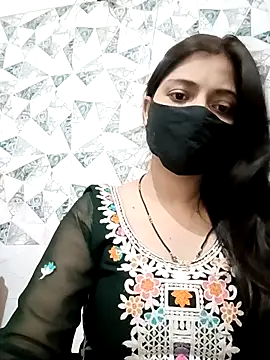 Snapshot of Mahi_Baby25 chatting on 09.08.25 Mahi Baby25 online show from 09.08.25