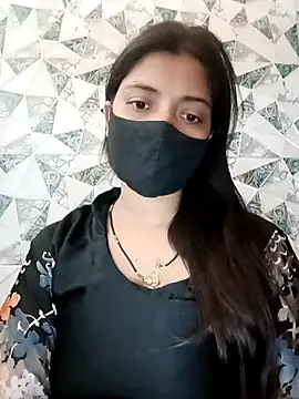 Snapshot of Mahi_Baby25 chatting on 09.15.25 Mahi Baby25 online show from 09.15.25