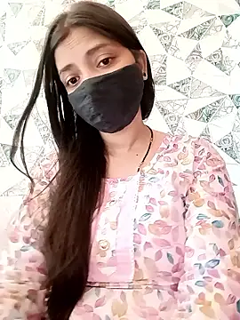 Snapshot of Mahi_Baby25 chatting on 09.27.25 Mahi Baby25 online show from 09.27.25