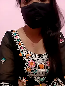 Snapshot of Mahi_Baby25 chatting on 10.06.25 Mahi Baby25 online show from 10.06.25